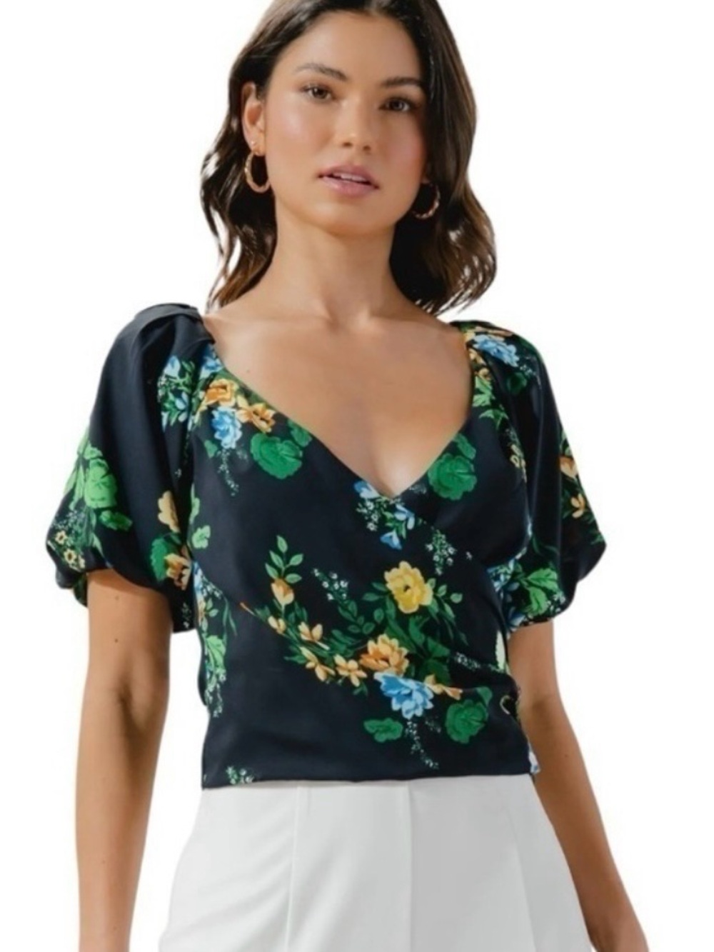 SUGARLIPS Delphine Floral Puff Sleeve Crop Top in Navy/Green